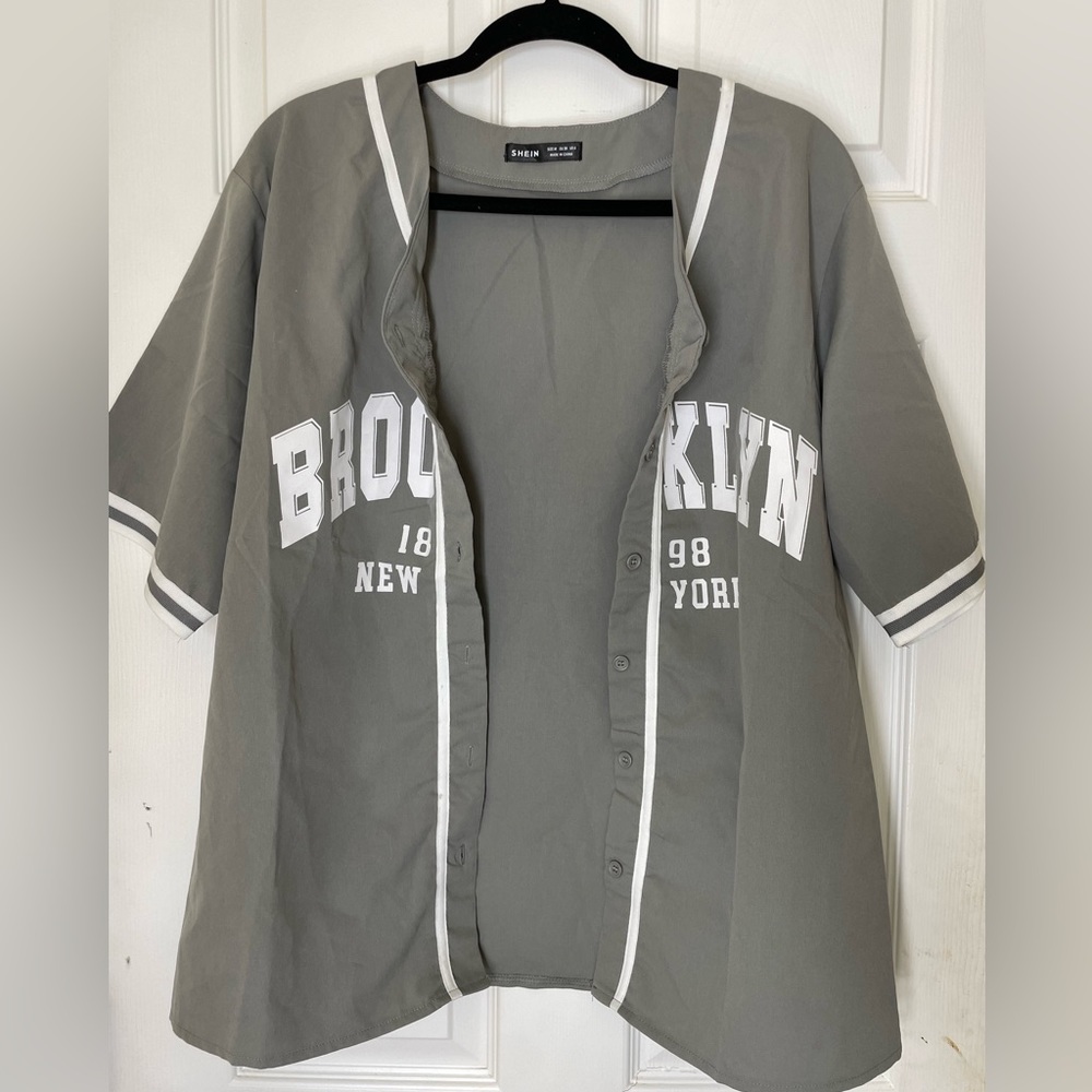 Shein Brooklyn letter graphic shirt (medium)
